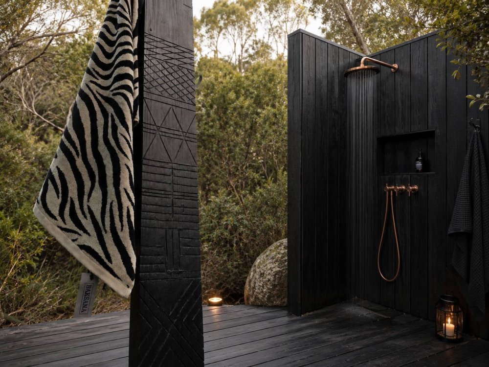 Bespoke towel posts